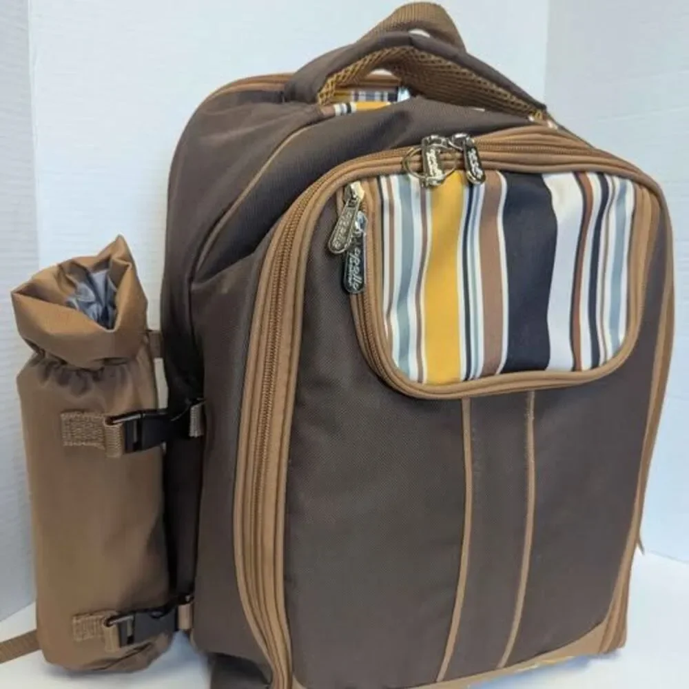 Apollo Walker Outdoor Picnic Backpack for 4 People for Hollywood Bowl Outings